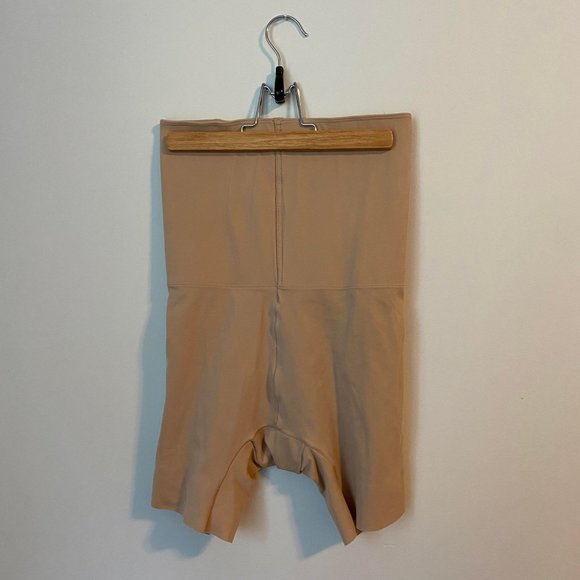 Shaping Shorts (M) La Vie En Rose - Picture 4 of 5